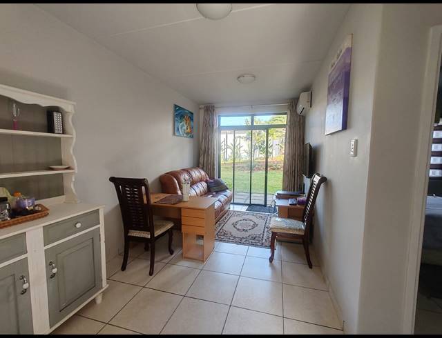 1 BEDROOM FLAT TO LET IN CALEDON ESTATE